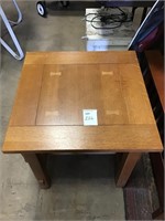 End Table 25" X 25" x 22.5"