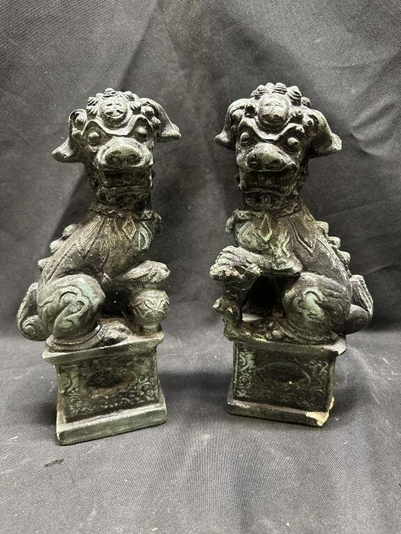 ANTIQUE ORIENTAL FOO DOGS