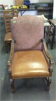 VERY NICE CAPTAINS CHAIR W/ LEATHER SEAT