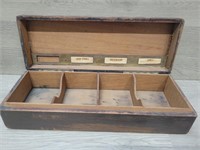Ant. Wood Single Sale Cigarette Counter Box