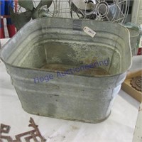 Square galvanized wash tub