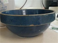 10" DIA. BLUE CROCK BOWL