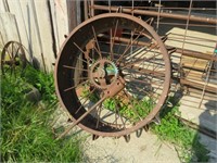 Vintage 10" x 35" Cleated Wagon Wheel