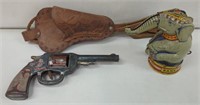 Wyandotte Red Ranger Tin Gun & Tin Elephant Bank