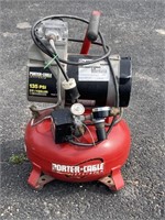 PANCAKE AIR COMPRESSOR BY PORTER CABLE RUNS