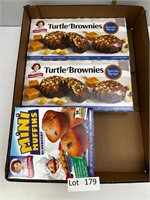 Lot of Little Debbie's Snack Cakes