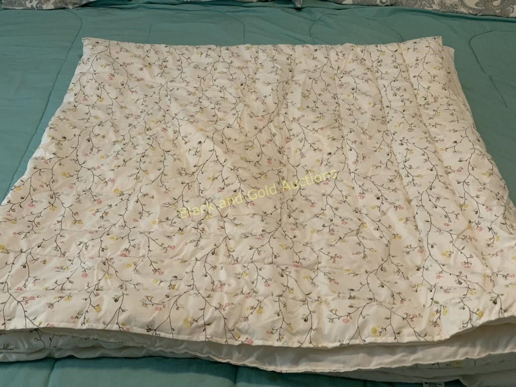 JC Penney Flowers on White Comforter