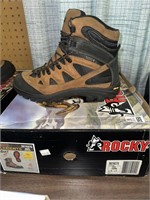 Rocky Ridgetop Hiker boots size 10M