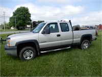 2004 Chevy 2500 HD 2WD 118,600 Miles