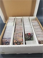 Large box of NFL cards, Topps 1996, Dan Marino, Ba