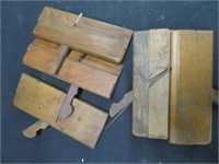 5 ANTIQUE WOODEN PLANERS