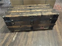 ANTIQUE LARGE STEAMER TRUNK 50" X 24" X24"