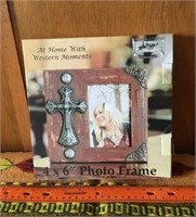 At Home 4x6 picture frame