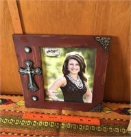 At Home 8x10 picture frame