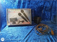 Wireless microphone / TV antenna