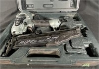 HITACHI NAIL GUN W/CASE