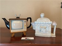 Tv and precious moments teapot