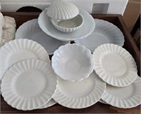 Assorted Anchor Hocking/ J&G Meakin Dishes