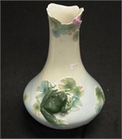 Chinese 'Franz' frog decorated table vase