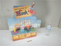 1991 MCDONALD'S HOOK TUB TOY SHIP BOTTLE  DISPLAY