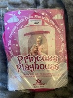 C5) Brand new in package Princess Playhouse! Great