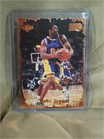 Mint 1999 Kobe Bryant Collectors Choice Gold Card