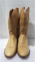 Size 14 B cowboy boots