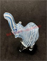 Glass pipe blue and white striped elephant
