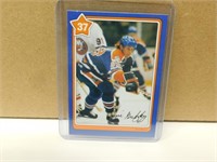 1982-83 Neilson Wayne Gretzky #37 Hockey Card