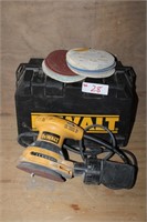 DeWalt Orbital Palm Sander In Case