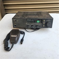 REALISTIC TRC-492 CB BASE STATION