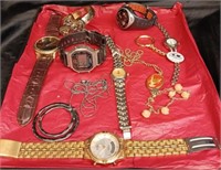 WATCHES & MORE / JEWELRY LOT