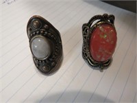 TWO VERY PRETTY COSTUME DETAILED RINGS