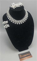 Jewelry - Silvertone Necklace, Earrings & Bracelet