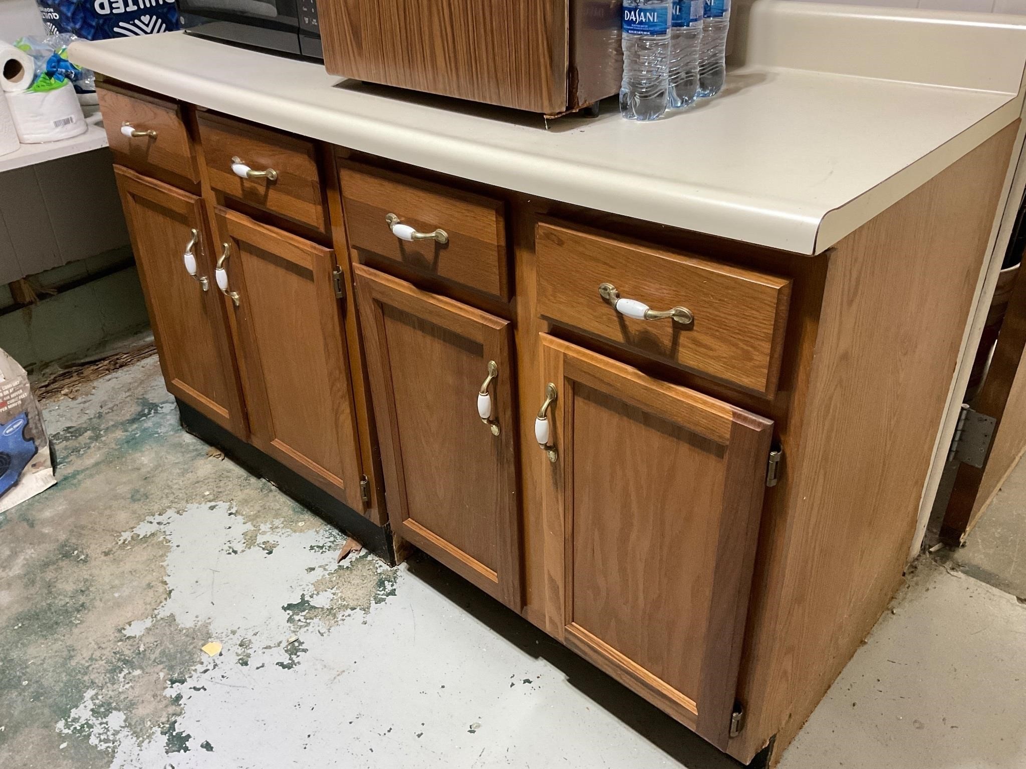 Base Cabinet with Countertop