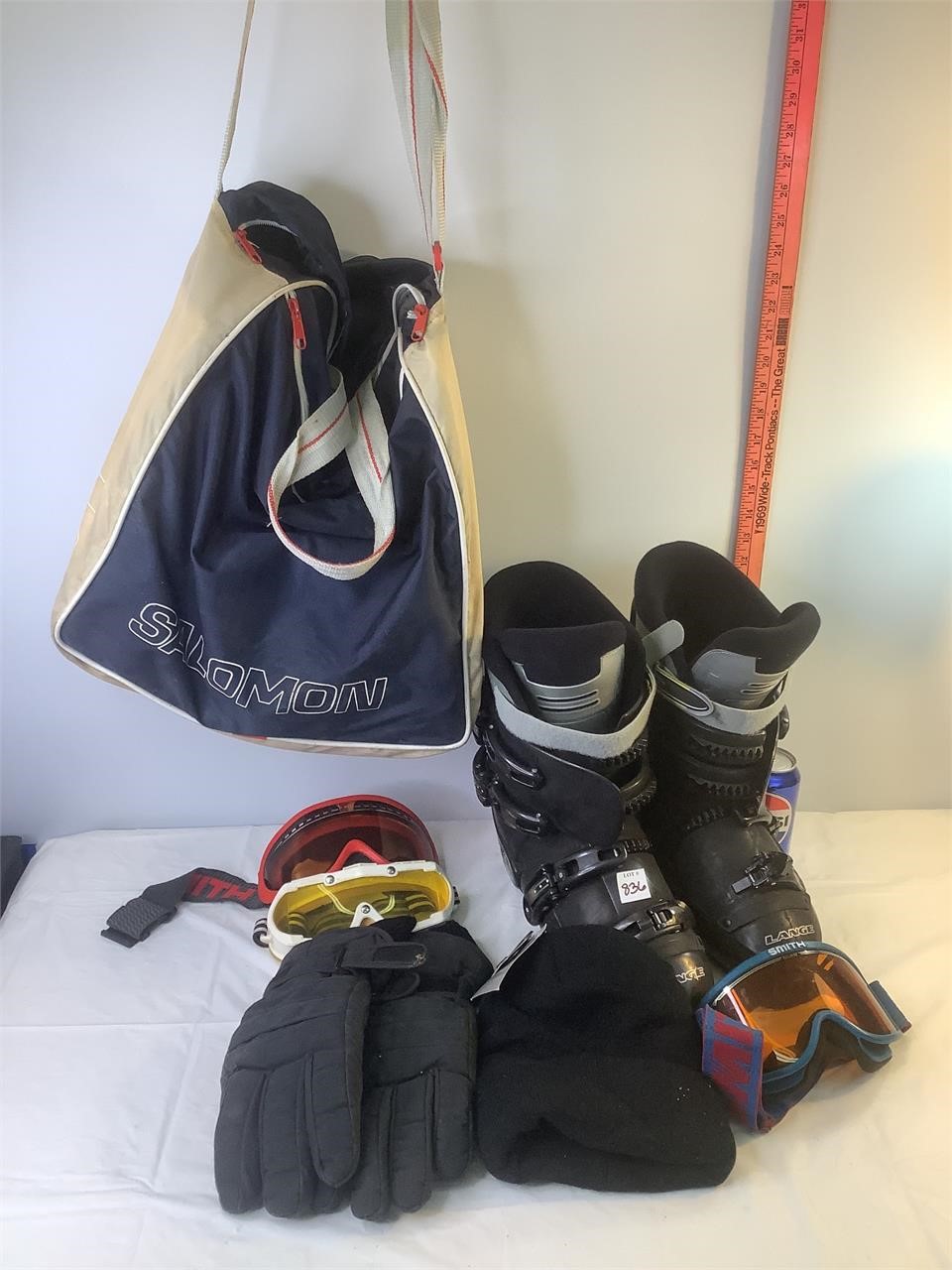 28-28.5 Ski Boots, Bag & Equipment