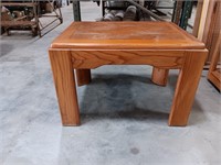 Wooden End Table 20x29.5x22.5