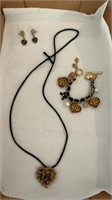 3 pc. Set 
Necklace, Bracelet & Earrings