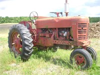 McCormick Farmall 400 Narrow Front Tractor