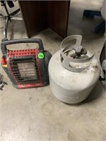 SMALL PROPANE TANK AND HEATER
