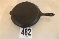 Wagner Cast Iron Skillet with Lid