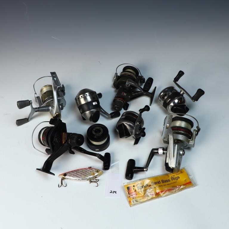 Lot of seven spinning fishing reels