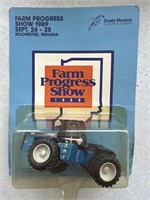 1989 Farm Progress Show 1/64 scale Toy Tractor
