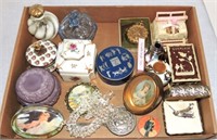 Lot of dresser accessories