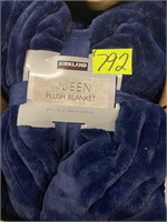 Kirkland king plush blanket