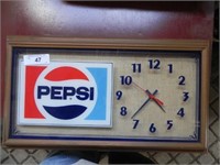 Vintage Pepsi Wall Clock, battery operated - works