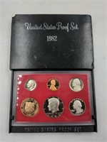 1982 US Mint proof set coins