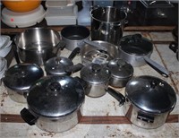 Large Lot of Pots & Pans