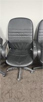 Black office chair