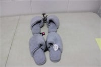 2 Pairs of Grey Slippers Size 6